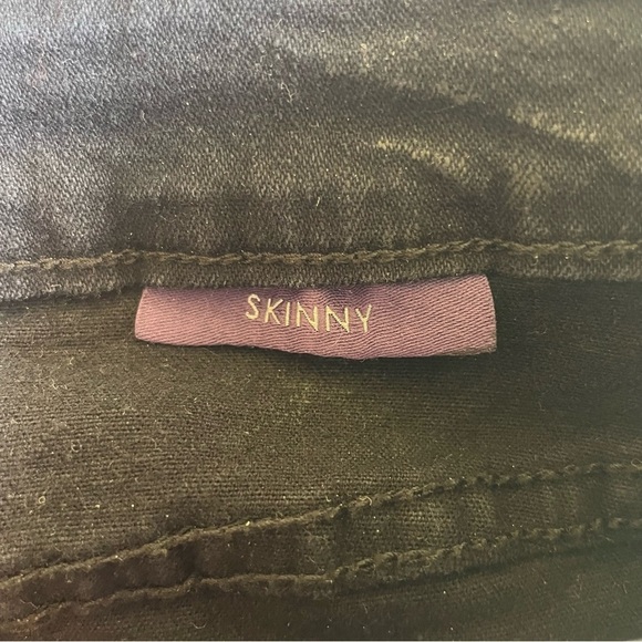 NYDJ Skinny Jeans - Black with Silver Sheen - Size 10P - Picture 7 of 12